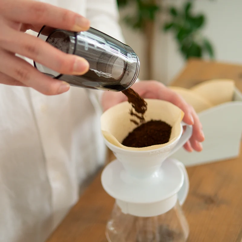 Hario Mini-Slim Coffee Grinder (1)